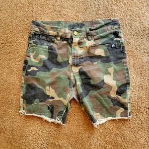 Bork primitive mens camo jorts size L